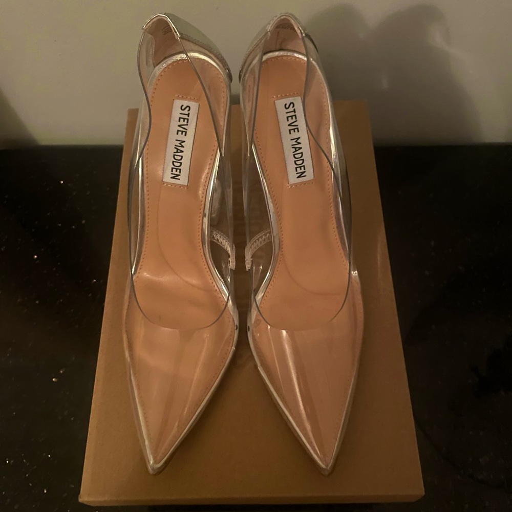 Steve Madden Zana Pointed Toe Pumps